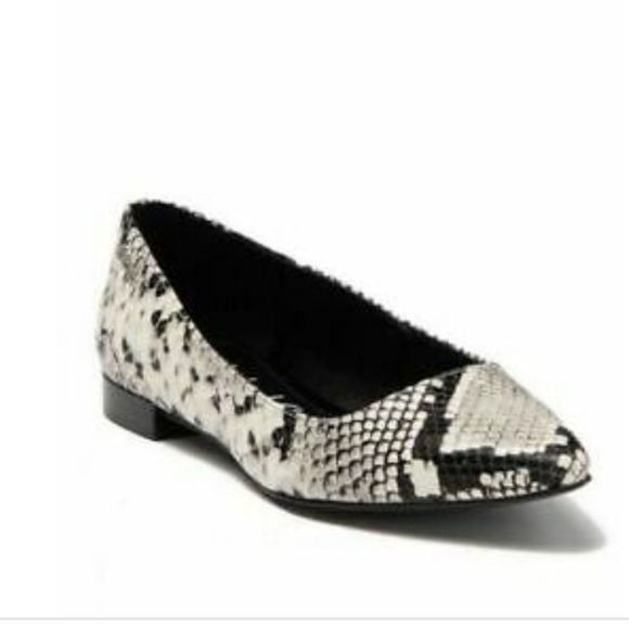 Calvin Klein Emerin Snake Print Flat - Picture 3 of 11